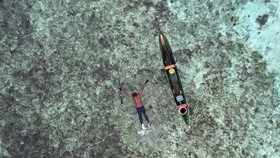 img-title FOTO: Kisah Suku Bajo, Sang Gipsi Laut dari Indonesia