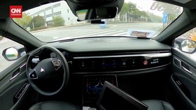 VIDEO: Menjajal Robotaxi, Taksi Tanpa Sopir di China