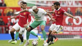 img-title Legenda MU Senang Lihat Casemiro Marahi Fernandes