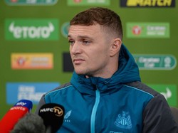 Newcastle Keok, Trippier Adu Mulut dengan Suporter