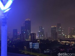 Jakarta dan Sekitarnya Hujan Deras hingga Angin Kencang Malam Ini