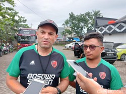 Pelatih PSM Ungkit Momen Timnya Dirugikan Wasit di Kandang Dewa United