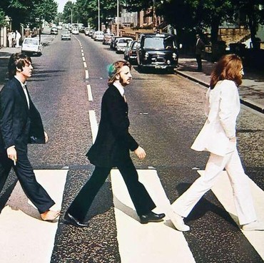 Usaha Putra John Lennon Agar Generasi Muda Tak Lupakan The Beatles