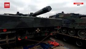 VIDEO: Memasuki Tank Leopard yang Dikirim Polandia ke Ukraina
