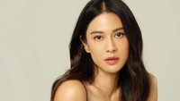 <p>"Song Hye Kyo-nya Indonesia," tulis akun <em>@nina****.</em> Bahkan, banyak juga yang salah fokus dengan kecantikan milik Dian di usianya yang sudah mencapai 40 tahun, Bunda. (Foto: Instagram@therealdisastr)</p>