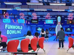 Ini Tempat Main Bowling Baru di Jakbar, Bisa Buat Liburan Keluarga