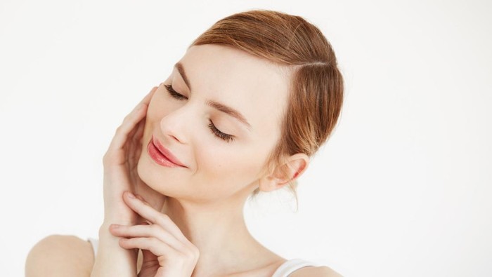 img-title Mengenal Treatment Emface, Cara Terbaru Menolak Tua Hanya dengan Waktu 20 Menit Saja!