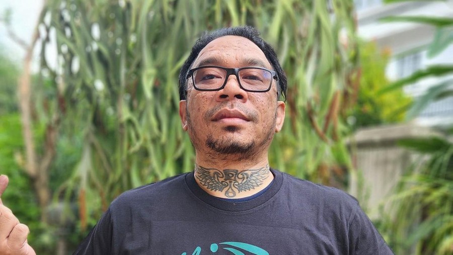 Jonathan Latumahina Jonathan Latumahina