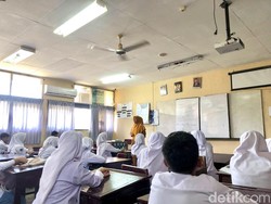 200 Kecamatan di Jateng Tak Ada SMA/SMK Negeri, Bagaimana Calon Siswanya?
