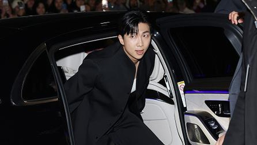 RM BTS di Milan Fashion Week 2023