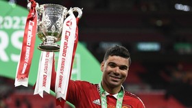 img-title Rekor Gila Casemiro Usai MU Juara Carabao Cup: 13 Juara dari 14 Final