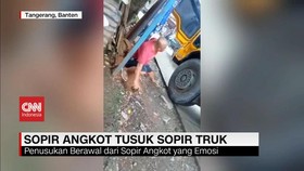 VIDEO: Sopir Angkot Tusuk Sopir Truk Pakai Obeng Hingga Kritis