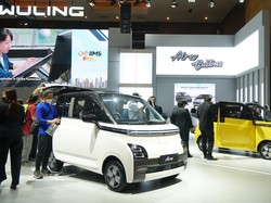 1.237 Mobil Wuling Dipesan Selama IIMS 2023, Air ev Kayak Kacang Goreng