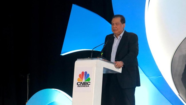 Pendiri sekaligus Chairman CT Corp Chairul Tanjung memproyeksi perekonomian Indonesia dan global tidak akan jatuh ke jurang resesi.