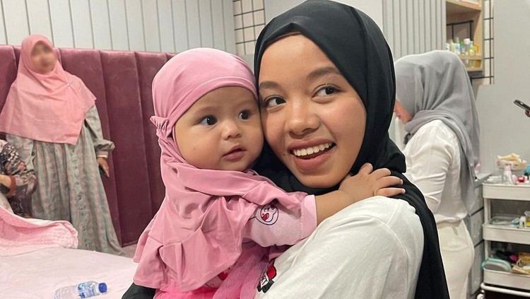 Fatim Halilintar dan Ameena