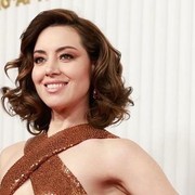 5 Makeup Terbaik di SAG Awards 2023, Pink dan Shade Logam Jadi Favorit!