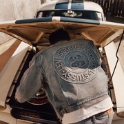 Levi's Rilis Koleksi Kolaborasi dengan Stussy Secara Eksklusif! Hanya Tersedia di Tempat Ini