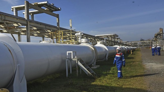 Harga gas naik ke level tertinggi tahun ini pada Senin ketika minyak melebihi US$92 per barel.