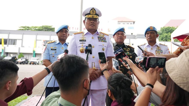 Panglima TNI Yudo Margono menegaskan pihaknya masih mampu membebaskan Pilot Pesawat Susi Air Kapten Philip dari tangan OPM di Papua.