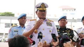 img-title Jokowi Ratas soal Keamanan dengan Panglima TNI-Kapolri di Papua