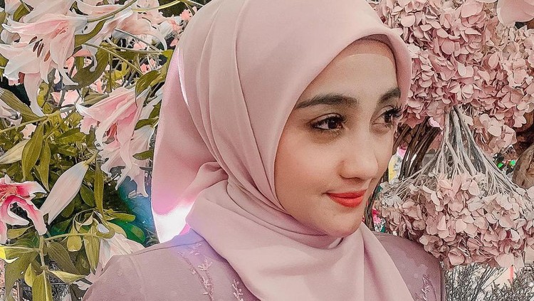 Penty Nur Afiani Penty Nur Afiani