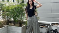 <p>Son Na Eun lahir pada 10 Februari 1994 di Seoul, Korea Selatan. Setelah lulus SMA Seni Pertunjukan Seoul pada 2017, ia melanjutkan pendidikan Universitas Dongguk dengan jurusan Teater dan Film. (Foto: Instagram @marcellasne_)<br /><br /><br /></p>