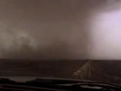 Tornado Dahsyat Guncang Arkansas AS, 24 Orang Dilarikan di RS