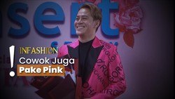 img-title Desainer Hans Virgoro Lebih Suka Desain Baju Penuh Warna