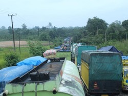 Jalinsum Macet, Gubernur Jambi: Kalau Jalan Provinsi Sudah Kami Tutup!