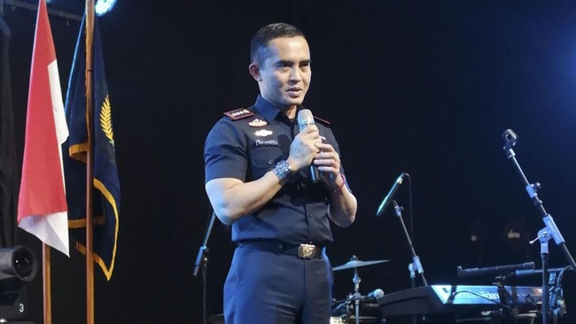 Kemenkeu segera mencopot Eko Darmanto dari jabatan Kepala Kantor Bea Cukai Yogyakarta buntut kasus pamer moge di media sosial.