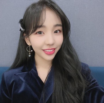 img-title Baek A Yeon Umumkan Segera Menikah dengan Pasangan Non-Selebriti!