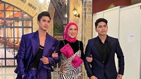 7 Potret Insert Fashion Awards 2023, Bertabur Bintang Tamu Spektakuler Bun