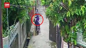 VIDEO: CCTV Rekam Detik-Detik 2 Wanita Sebelum Tewas Dan Jasad Dicor