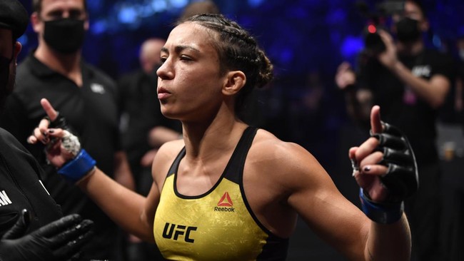 Amanda Ribas menjadi salah satu petarung yang diperhitungkan di UFC. Berikut wawancara eksklusif CNNIndonesia.com bersama Amanda Ribas.