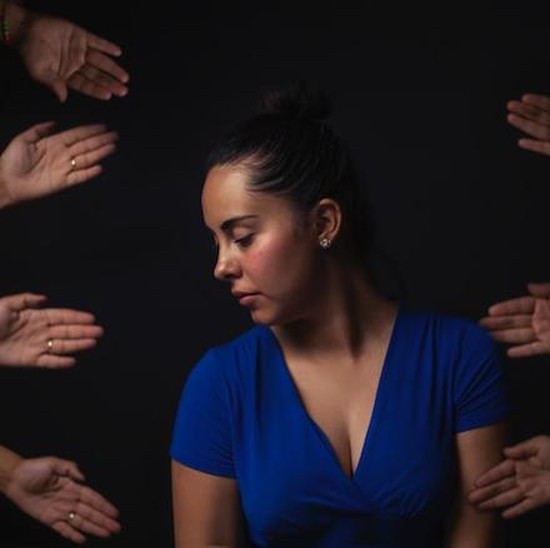 Jangan Apatis! Ini Bahaya Bystander Effect dalam Kasus Pelecehan Seksual
