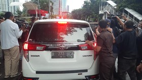 img-title Cara Urus Blokir Tilang ETLE Seperti Mobil yang Jemput Rafael di KPK
