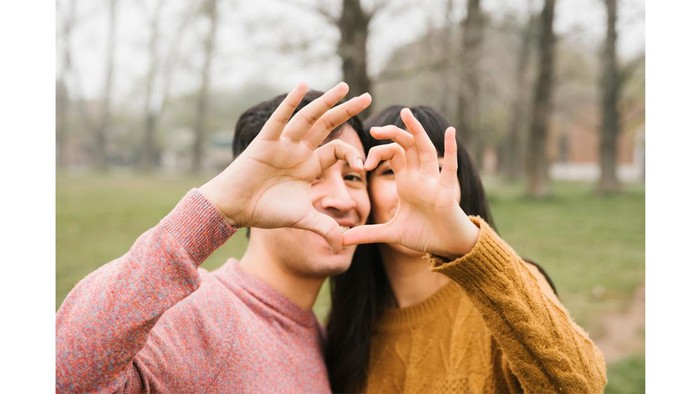 Ramalan Zodiak Cinta di Bulan Maret 2023, Ada Taurus yang akan Tumbuh Bersama hingga Leo yang Butuh Kejelasan!