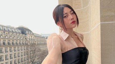 img-title Mendaki Gunung, Wendy Walters Disebut Lampiaskan Sakit Hati dengan Reza Arap
