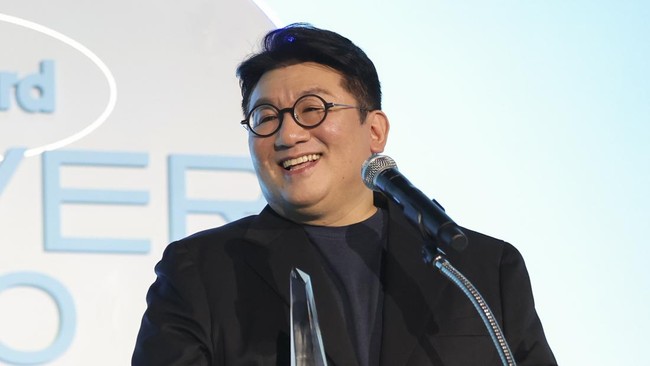Pengungkapan Percakapan Rahasia Terungkap: Min Hee-jin dan Bang Si-hyuk Membahas Masa Depan aespa