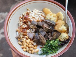 Bubur Ayam Indonesia Juara 1 Bubur Paling Enak Se-Asia!