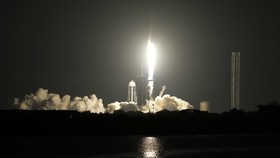 SpaceX Crew-7 Terbang Mulus ke Luar Angkasa, Cek Misinya di ISS