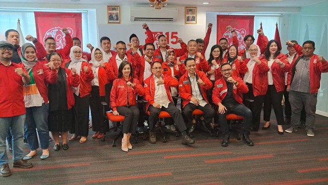 PSI berencana akan bergabung dengan koalisi besar gabungan Koalisi Indonesia Bersatu (KIB) dan Koalisi Kebangsaan Indonesia Raya (KKIR).