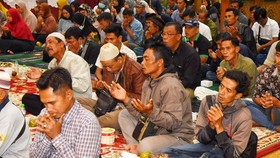 Doa Tahlil Lengkap Arab, Latin, dan Terjemahannya