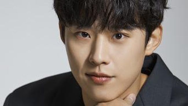 Permintaan Maaf Kim Sung Cheol usai Ketahuan Voting Foto Seksi Idol Cewek