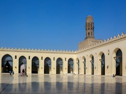Masjid Bersejarah di Mesir Resmi Dibuka Kembali Pasca Renovasi