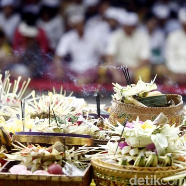 Bacaan Doa dengan Terjemahan & Ucapan Hari Nyepi 2023