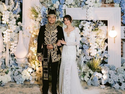 7 Potret Mikha Tambayong Memesona Jadi Nona Manado saat Resepsi Kedua Pernikahan