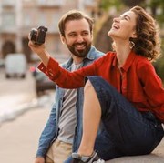 Hubungan Platonis vs Hubungan Romantis: Mana yang Lebih Bermanfaat untuk Kesehatan Mental?