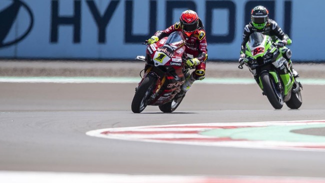 Alvaro Bautista keluar sebagai pemenang race 1 WSBK Mandalika 2023 yang berlangsung di Sirkuit Mandalika, Sabtu (4/3) siang.