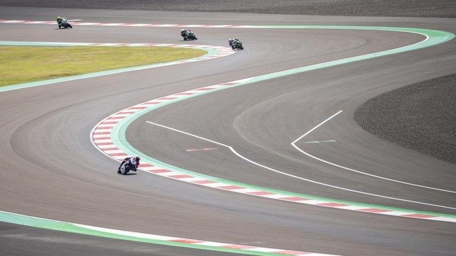 Direktur Utama MGPA Priandhi Satria mengomentari soal beberapa pembalap yang absen pada Race 1 WSBK Mandalika 2023 di Sirkuit Mandalika, Sabtu (4/3).